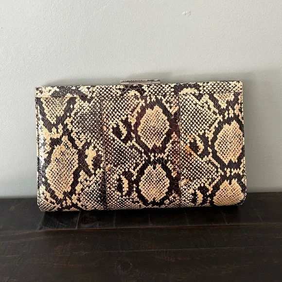 Bob Mackie dressy faux snake clutch​ - Picture 2 of 7